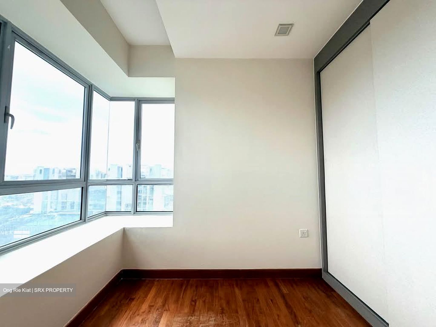 Esta Ruby (D14), Apartment #561504181